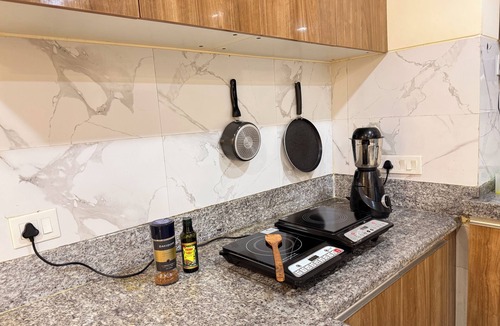 Andheri East Apartment | Modern Spacious 1-bedroom apartment for workstays in the heart of Mumbai
