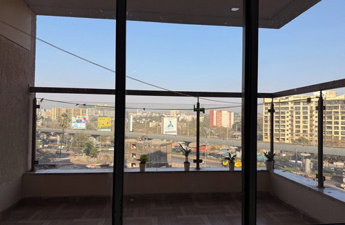 Andheri East Apartment | Modern Spacious 1-bedroom apartment for workstays in the heart of Mumbai