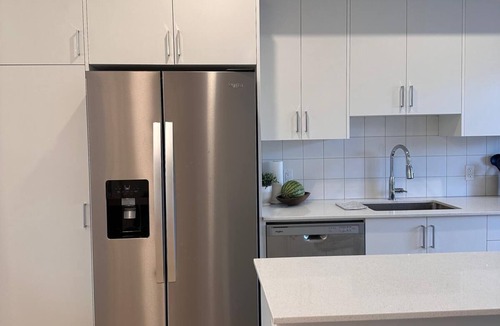 Calgary House | Modern & Spacious 2BR 2BA Home 1HR from Rockies in Calgary