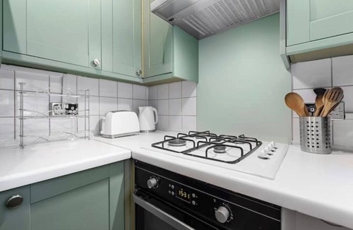 Belsize Apartment | *Modern Spacious 3 Bedroom flat in Central London*