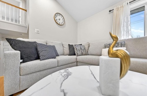 Oxon Hill House | Modern Spacious 5BR3BA Prime DCMGMGaylord