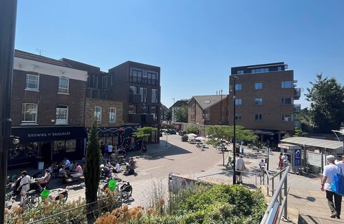 Brockley Apartment | Modern spacious apartment, direct access to London Bridge and central London