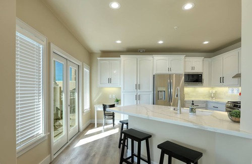 Downtown House | Modern & Spacious Downtown Pismo Beach Townhouse