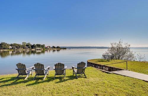 Tow House | Modern, Spacious! Lake Buchanan Retreat w/Hot Tub