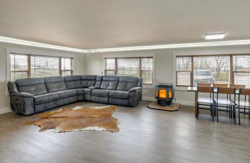Rigby House | Modern + Spacious! Rural Home By Heise Hot Springs