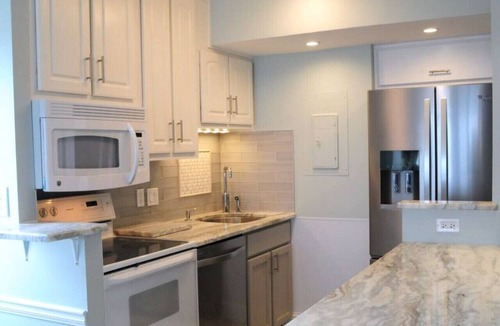 Northeast Virginia Beach Apartment | Modern Spacious 3 Bedroom w/Oceanfront Balconies