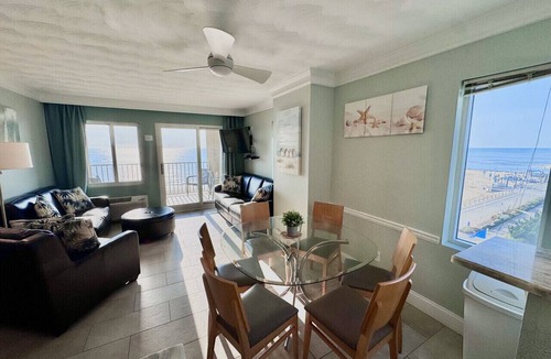 Northeast Virginia Beach Apartment | Modern Spacious 3 Bedroom w/Oceanfront Balconies