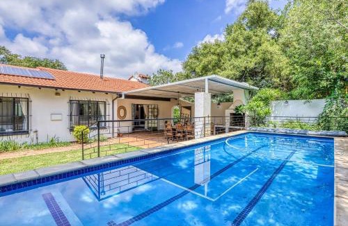 The Reeds House | Modern Spanish House-3br-pool-solar-samrand