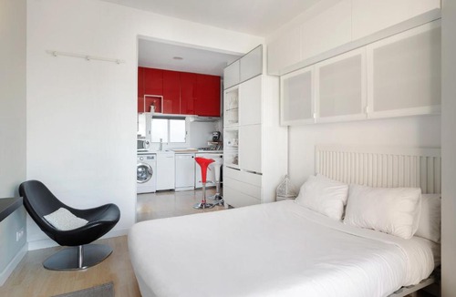 El Guinardo Apartment | Modern Studio 10mins to La Sagrada Familia