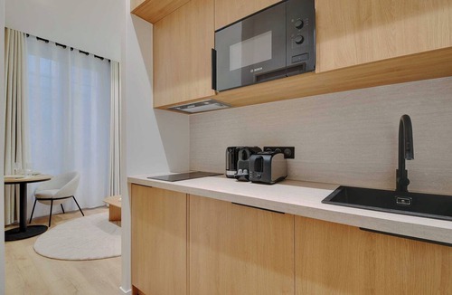 Quartier des Grandes-Carrieres Apartment | Modern studio - 2P - Clignancourt