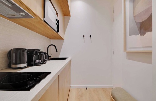 Quartier des Grandes-Carrieres Apartment | Modern studio - 2P - Clignancourt