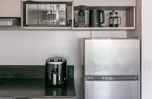 Saco Grande Apartment | Modern Studio | 600MB | Pool & Gym #SG01