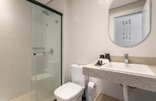Saco Grande Apartment | Modern Studio | 600MB | Pool & Gym #SG01