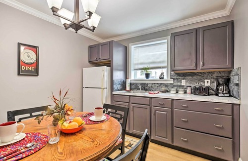 Williamstown Apartment | Modern Studio Apartment in Central Williamstown!