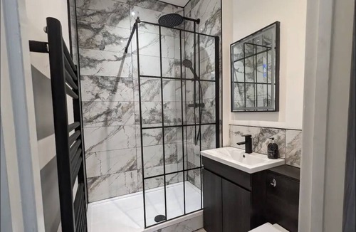 Bedlington Apartment | Modern Studio Apartment