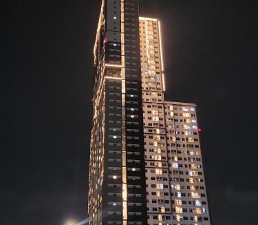 Wonokromo Apartment | Modern Studio Apartement South Surabaya