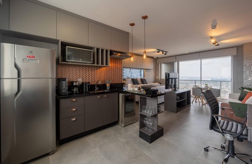 Osasco Apartment | Modern studio apartment with queen-size bed in Cityplex Osasco.