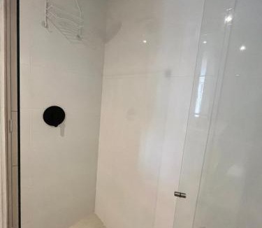 Quinta Paredes Apartment | Modern studio apartment, comfortable, strategic location