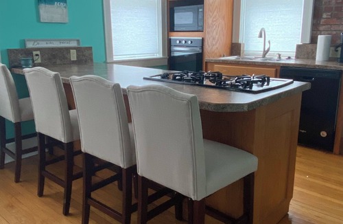 Ironton Apartment | Modern Studio Apartment on courthouse square