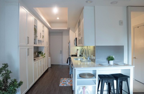 Santa Ana Heights Apartment | Modern studio apartment with roof top, WiFi, AC in enjoyable Irvine
