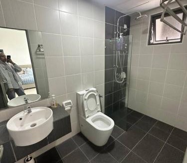 Bangi Sentral Apartment | Modern Studio @Evo #4pax