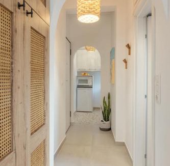 Palaio Faliro Apartment | Modern Studio Escape near Seaside & Marina!