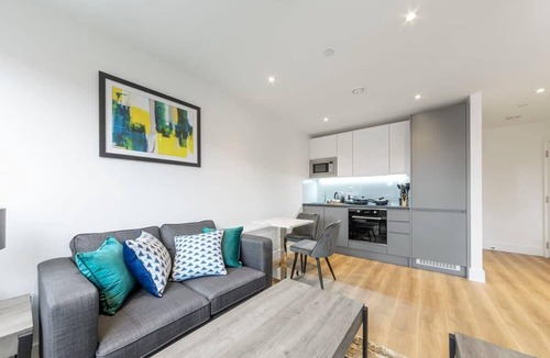 East Grinstead Apartment | Modern Studio in Central East Grinstead