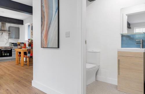 Arnold Apartment | Modern Studio in Central Arnold
