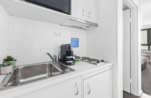 Parramatta Apartment | Modern Studio in Parramatta | Pool, AC, Workspace