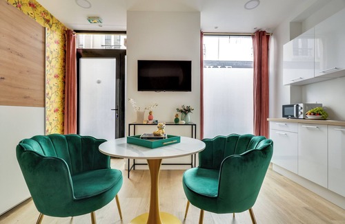 Strasbourg -Saint-Denis Apartment | Modern studio in the heart of Paris