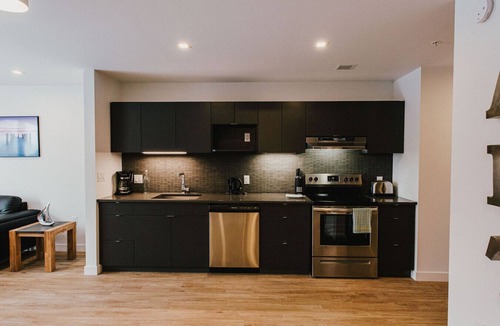 Winnipeg Apartment | Modern Studio Near Downtown & River Walks