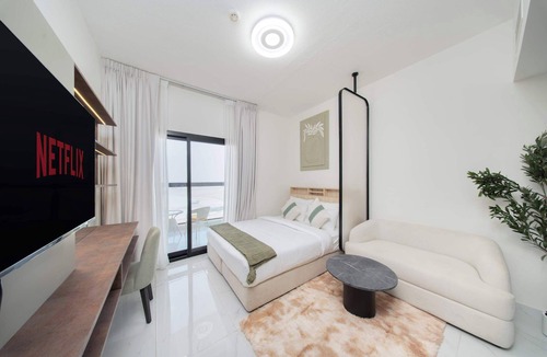Jebel Ali Apartment | Modern Studio Near Metro | Pool, Gym & Expo Access