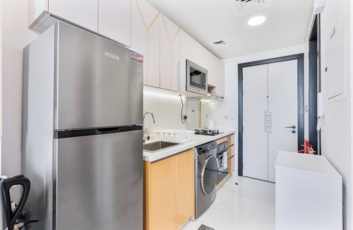 Al Barsha Apartment | Modern Studio | Near Miracle Garden & Dubai Hills