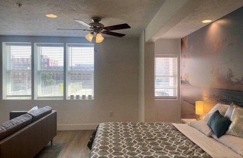Downtown Omaha Apartment | Modern Studio Near Old Market