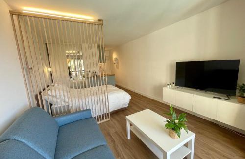 Beausoleil House | Modern Studio Pool Monaco Area