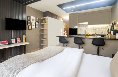 Kartal Apartment | Modern Studio Residence Flat in Kartal