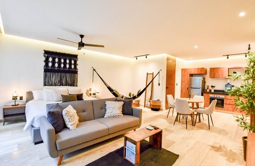 Downtown Condo | Modern studio Volta by Casago