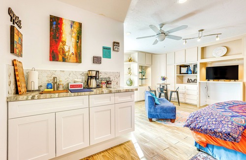 Avant Apartment | Modern Studio w/Pool Access in Scottsdale!