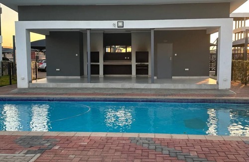 Gaborone Apartment | Modern studio with AC and WiFi in delightful Gaborone