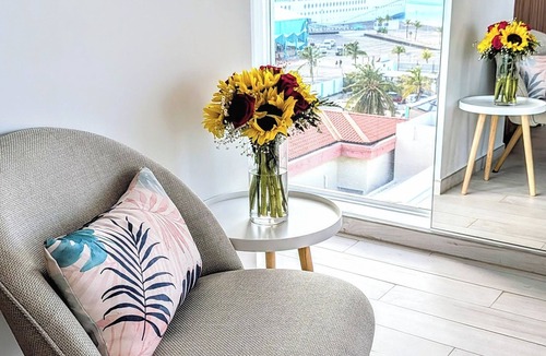 Rancho Apartment | Modern Studio With Ocean and City Views