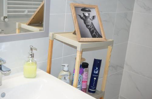 Iasi Apartment | Modern Studio With Balcony - Unirea Towers Iasi