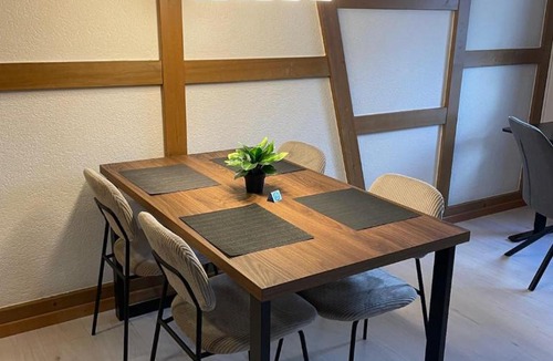Oppligen Apartment | Modern Studio with Kitchen & Parking near Thun and Bern