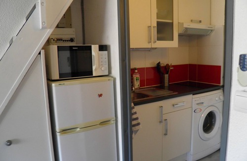 Sete Apartment | Modern studio with mezzanine and parking near the beach