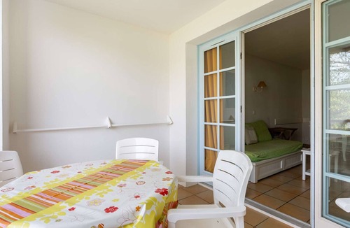 Behobie Apartment | Modern studio with pool and parking, near Basque corniche