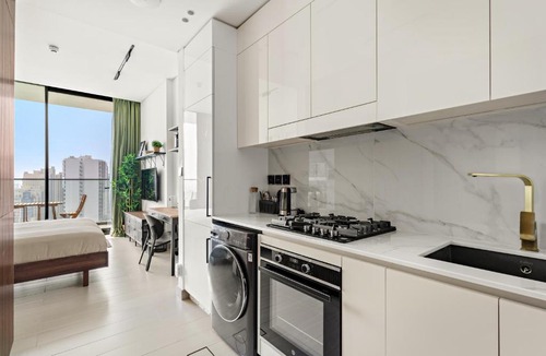 Jumeirah Village Circle Apartment | Modern Studio with Pool & Gym - Prime JVC Location