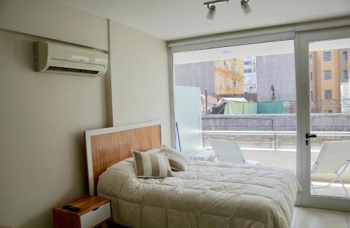 Buenos Aires Central Business District Apartment | Modern Studio with private Balcony in San Telmo