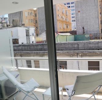 Buenos Aires Central Business District Apartment | Modern Studio with private Balcony in San Telmo
