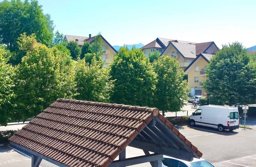 Annecy Apartment | Modern studio with terrace and parking in Annecy