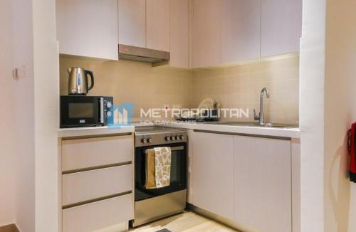 Madinat Zayed Apartment | Modern Studio, Yas Island, Near Yas Mall & Ferrari World