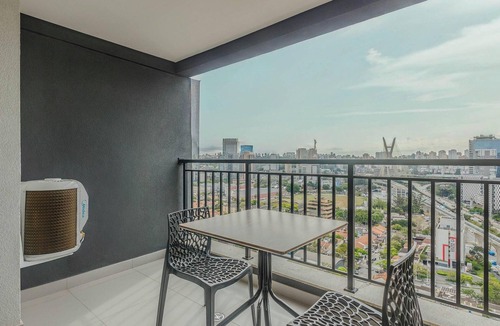 Brooklin Novo Apartment | Modern Studios in a Building With a Pool in Vila Cordeiro - CTB